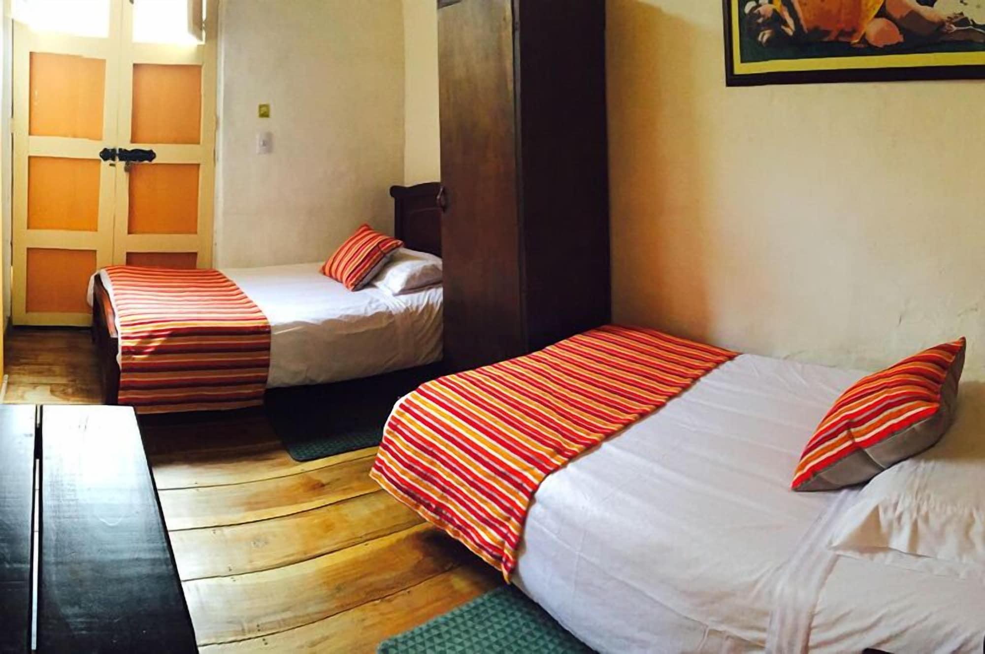 Hostal Ciudad De Segorbe Salento Esterno foto