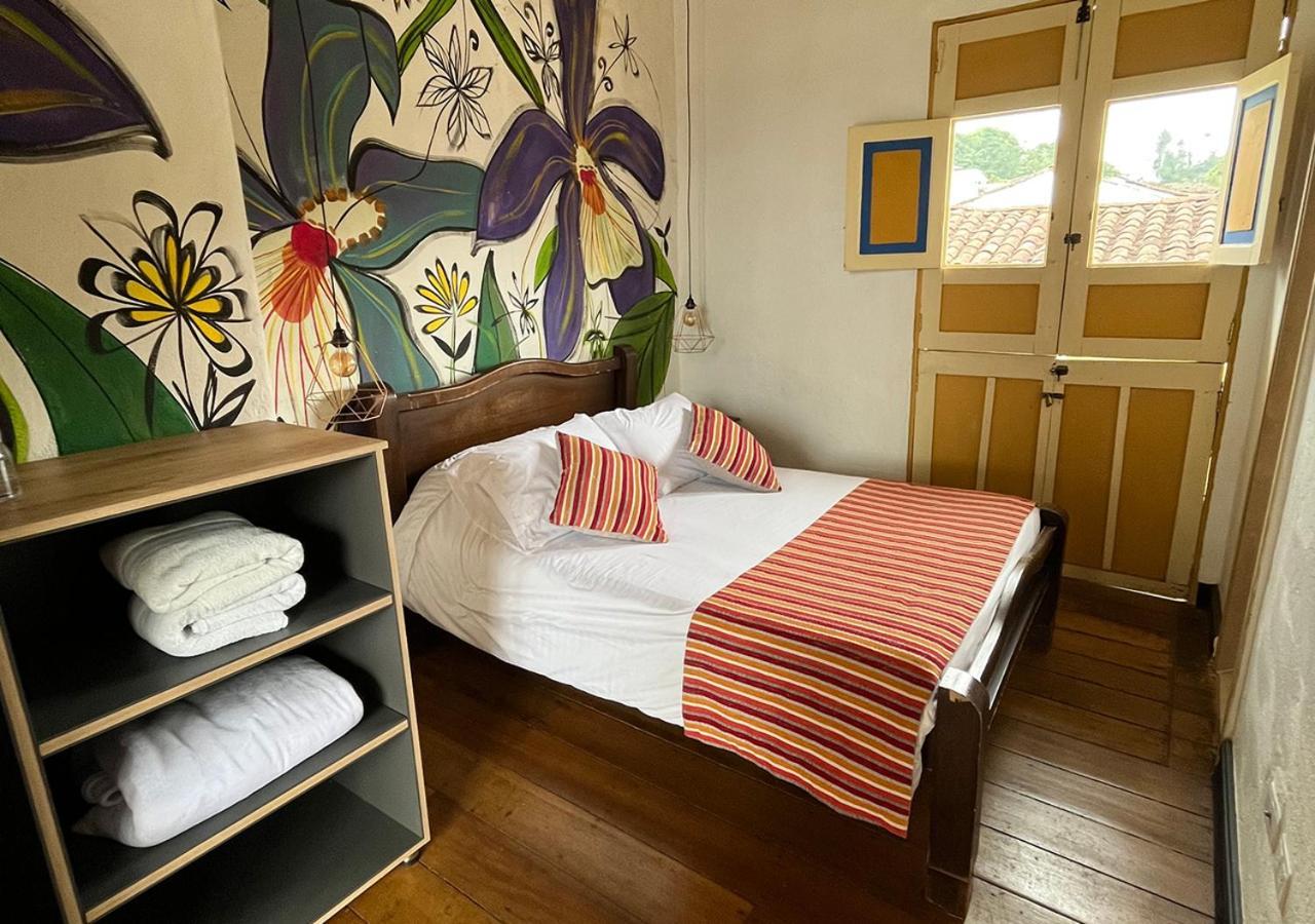 Hostal Ciudad De Segorbe Salento Esterno foto