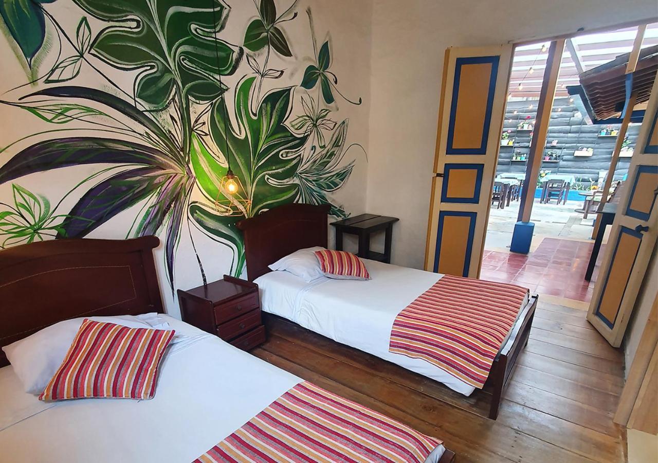 Hostal Ciudad De Segorbe Salento Esterno foto