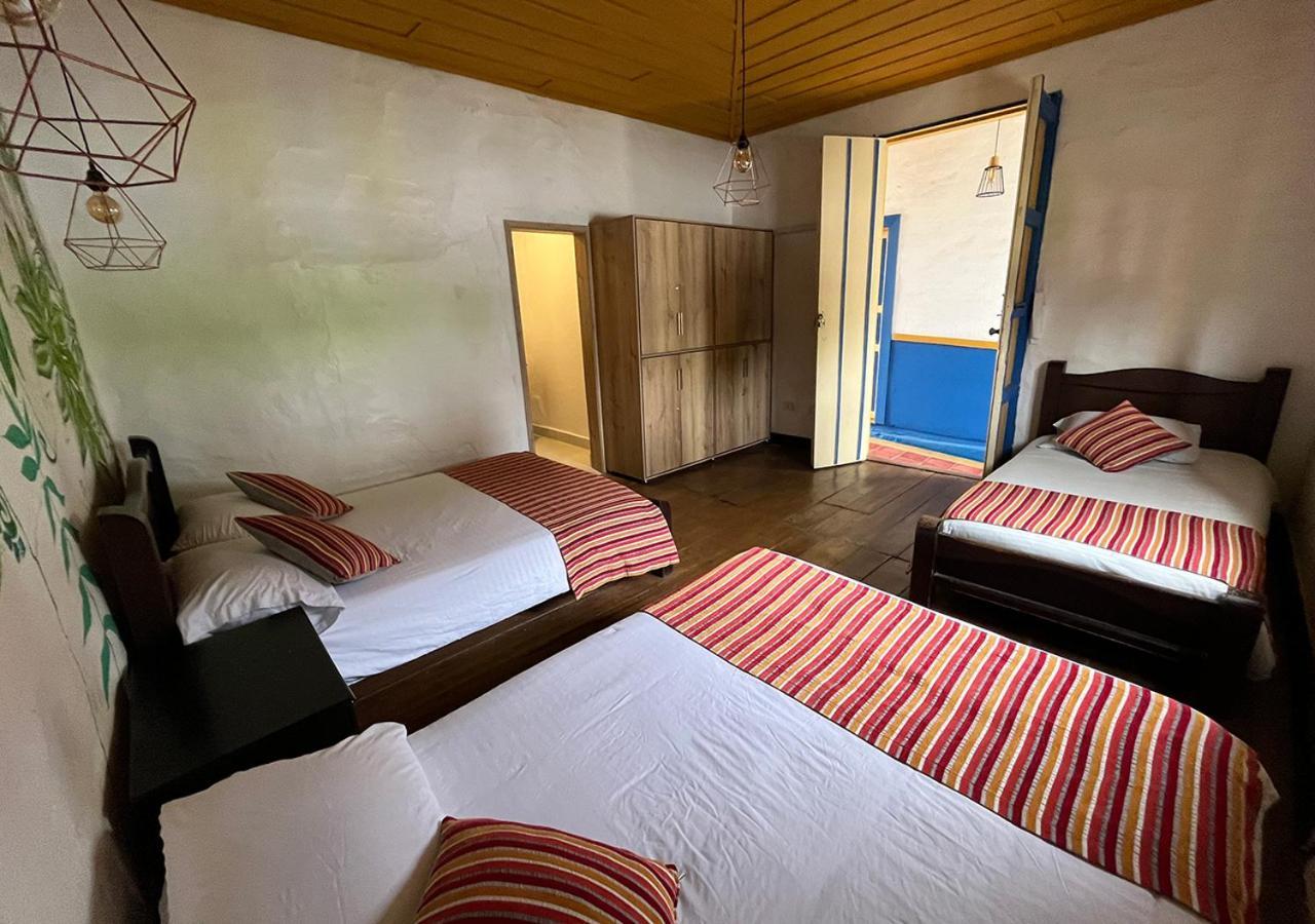 Hostal Ciudad De Segorbe Salento Esterno foto
