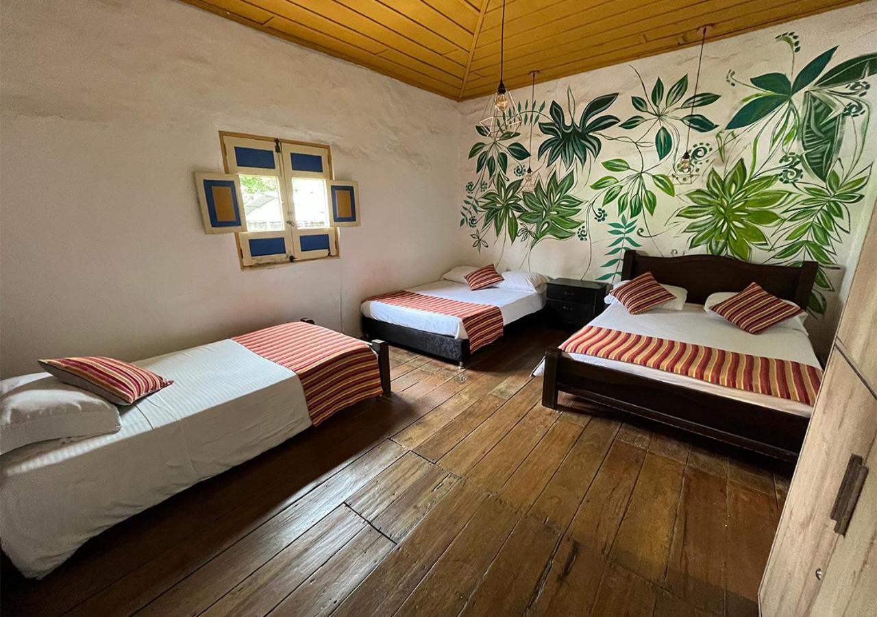Hostal Ciudad De Segorbe Salento Esterno foto