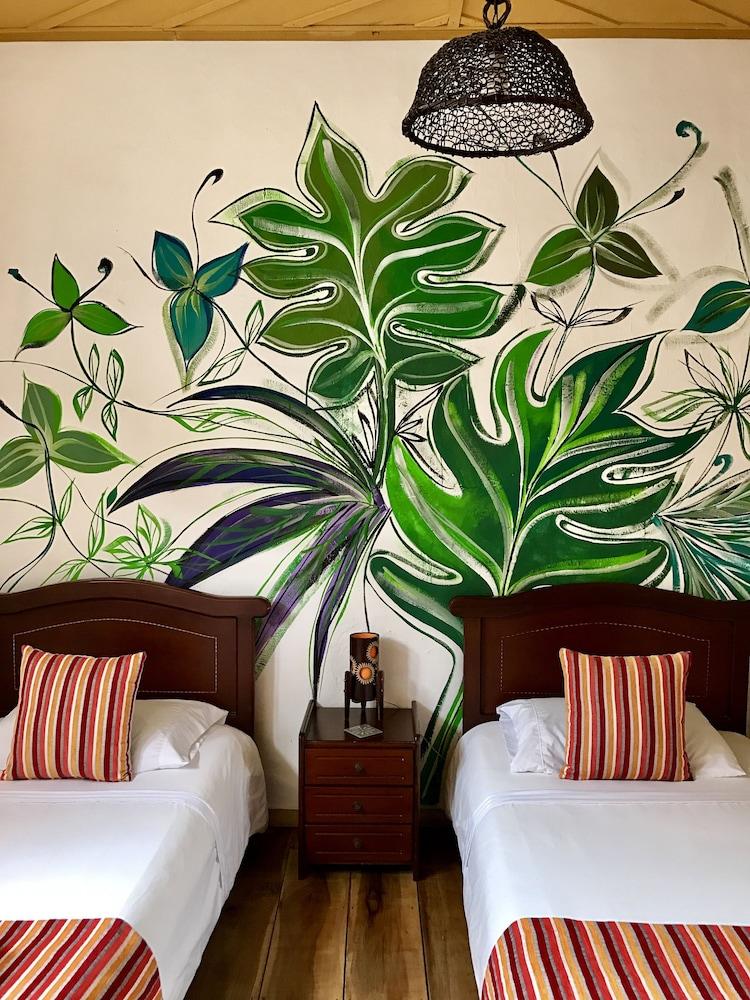 Hostal Ciudad De Segorbe Salento Esterno foto
