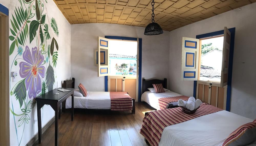Hostal Ciudad De Segorbe Salento Esterno foto