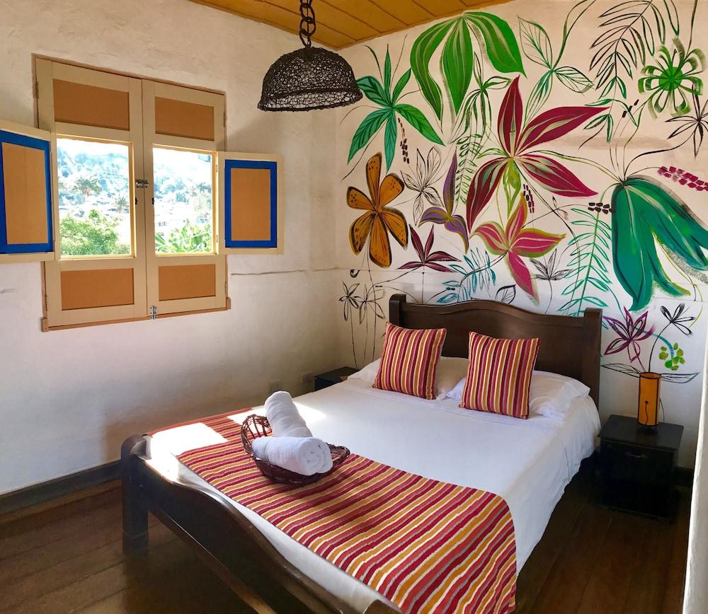 Hostal Ciudad De Segorbe Salento Esterno foto