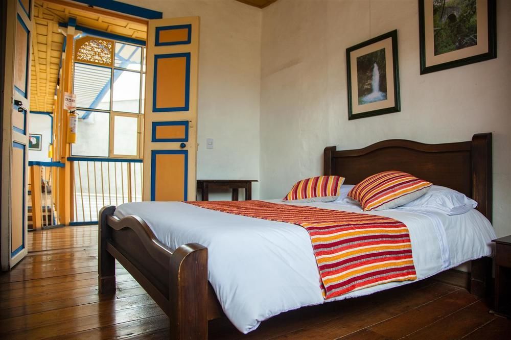 Hostal Ciudad De Segorbe Salento Esterno foto
